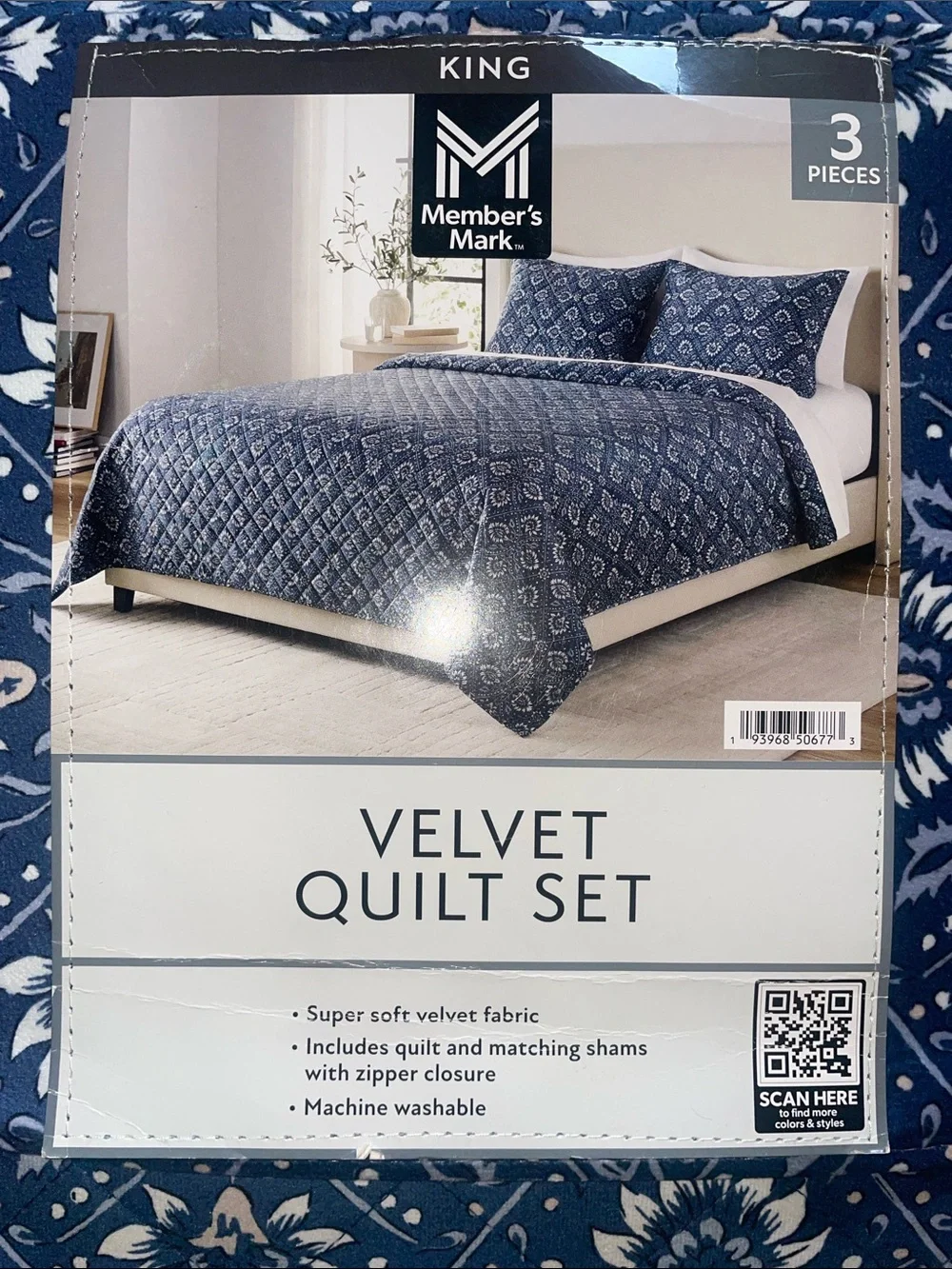 BNWT 3 pcs Member's Mark Velvet Quilt Set - Navy Floral King coverlet+ 2 shams
